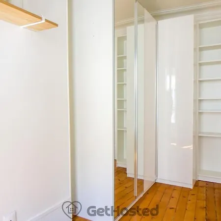 Charming Flat In The Center Of - Gethosted