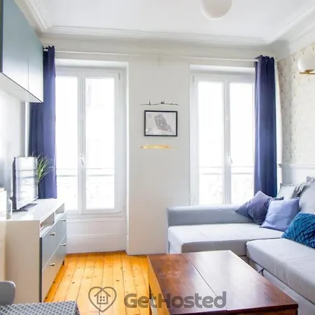 Apartment Charming Flat In The Center Of - Gethosted