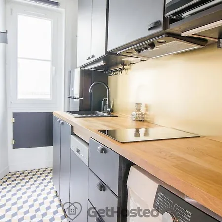 Charming Flat In The Center Of - Gethosted Apartment *